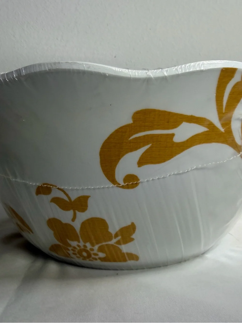 Better Homes & Gardens Citrus Blossoms Set of 2 Serving Bowls Golden Apricot